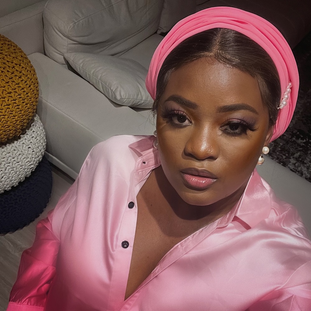 Meet your Posher, Olagunju